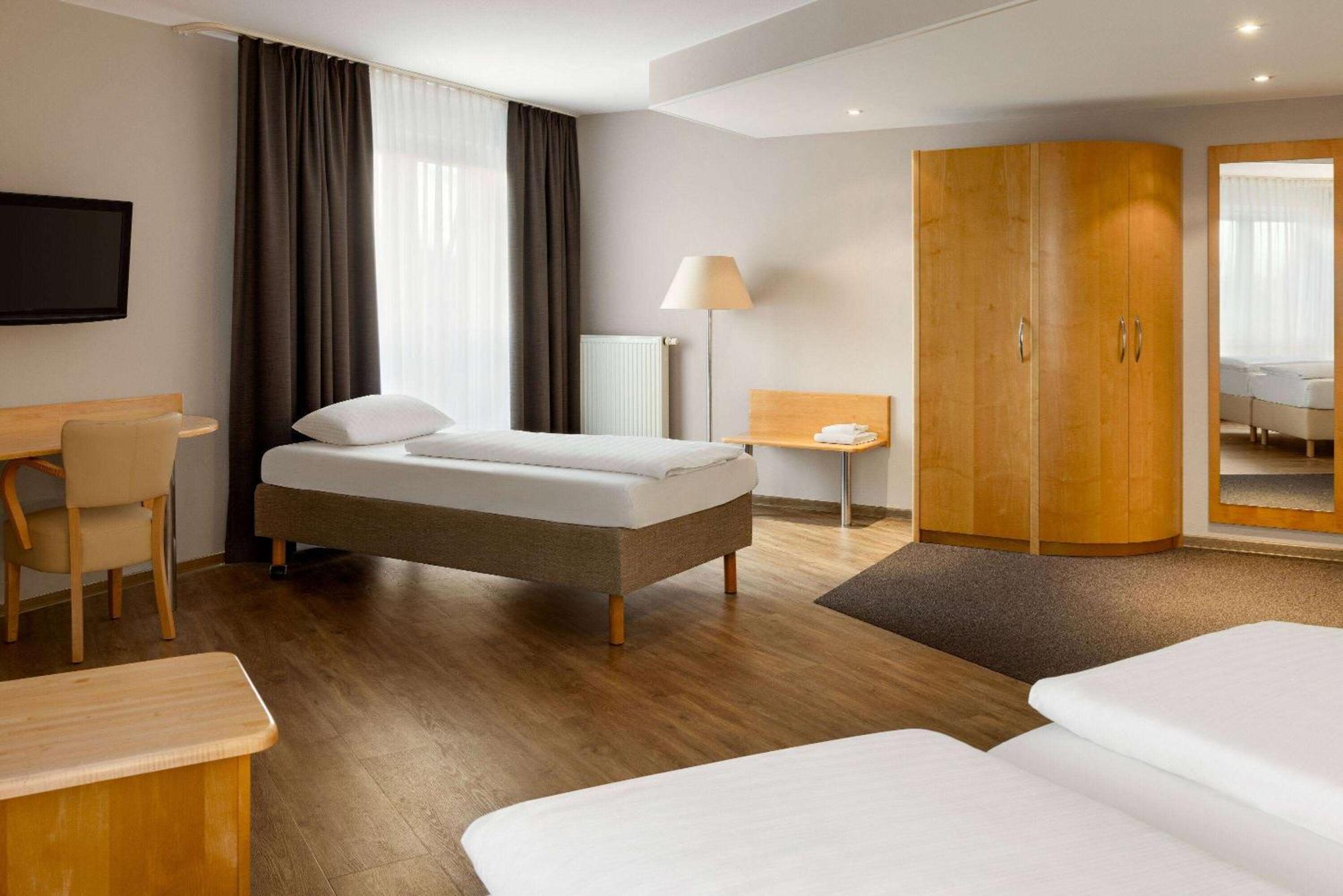 Amedia Dresden Elbpromenade, Trademark Collection By Wyndham Dış mekan fotoğraf